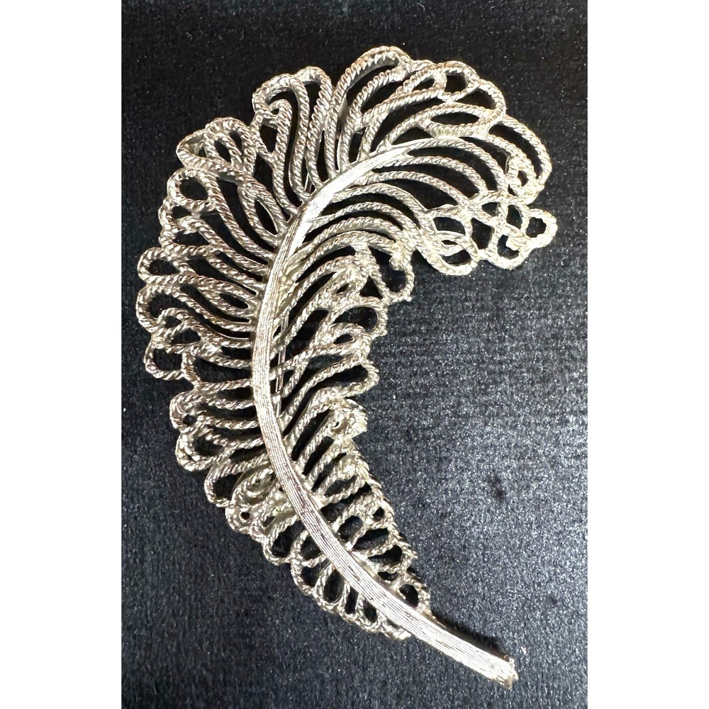 Vintage Silver Tone Brooch Curved Feather Leaf Filigree Pin